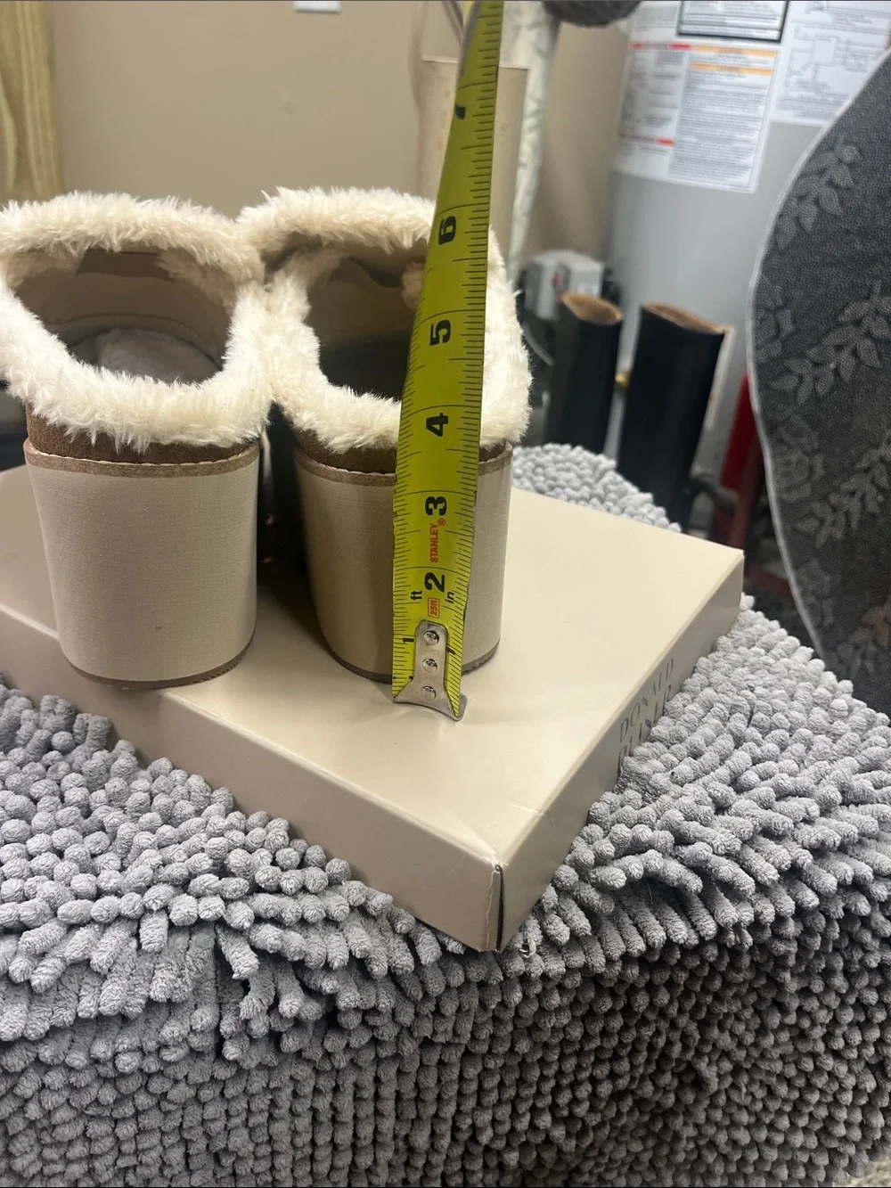 Donald PLINER 9.5 SUEDE Mule w/ original box  NWT